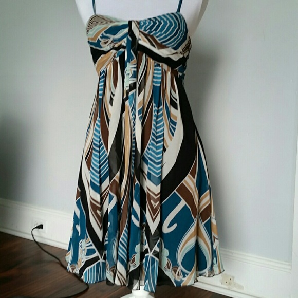 Dress - Picture 1 of 2